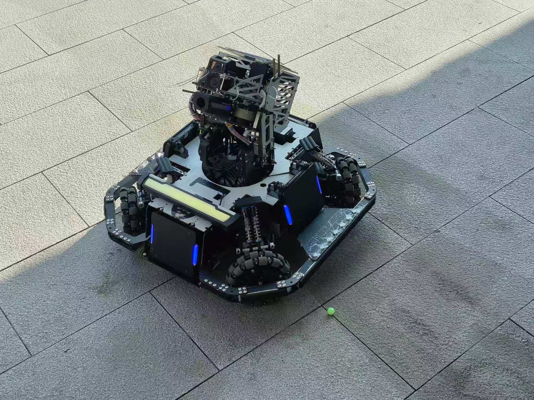 4号 步兵机器人赛场风采 2